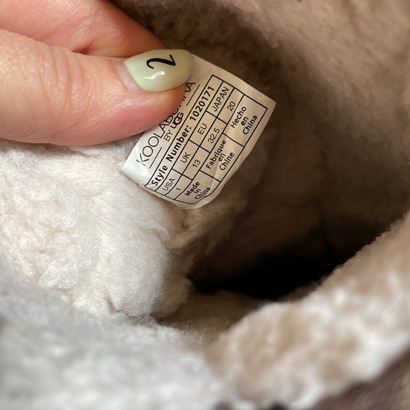 Kids Bow Uggs (sz1) - Picture 2 of 8